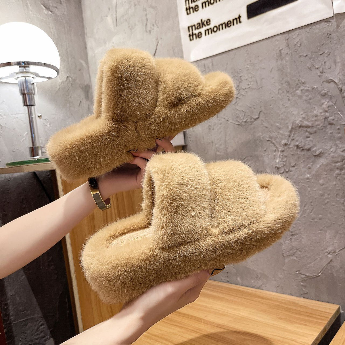 FrostStep Indoor Cross-Belt Slipper